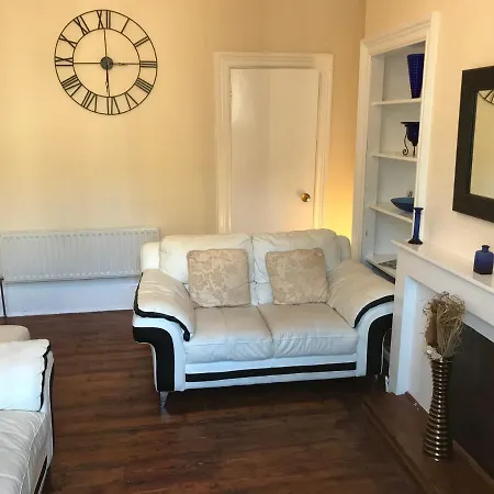Central Flat 15min Walk From The Palace And Royal Mile