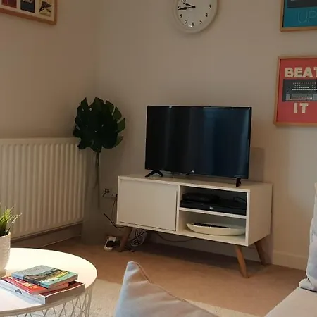 דירה East Cromwell - Quiet, Modern 2 Bed 2 Bath With Free Parking And Lift In Leith *