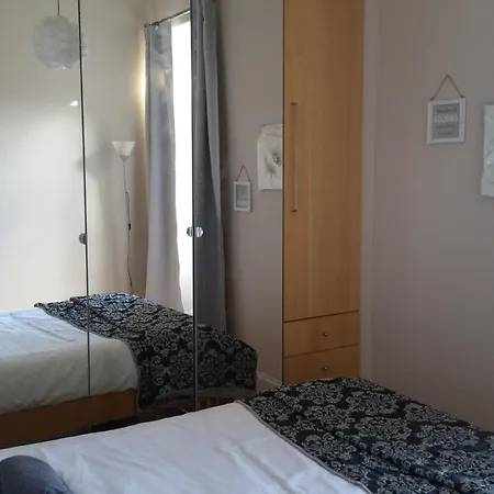 Apartment Central Leith Walk Edinburgh