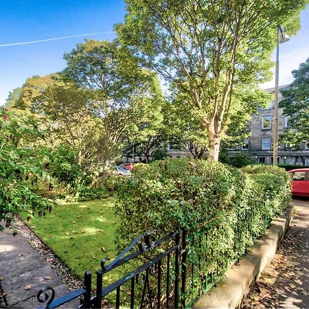 3br Gladstone Terrace By Guestready Apartment