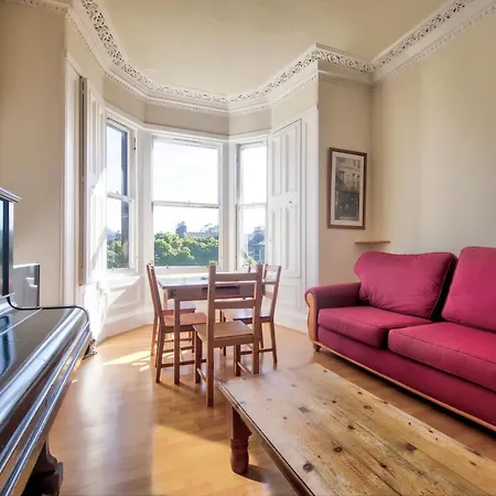3br Gladstone Terrace By Guestready Apartment Edinburgh