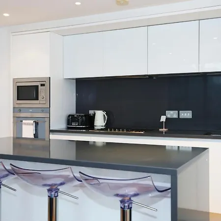 Altido Modern 2bed With Free Parking In The Iconic Quartermile Apartment