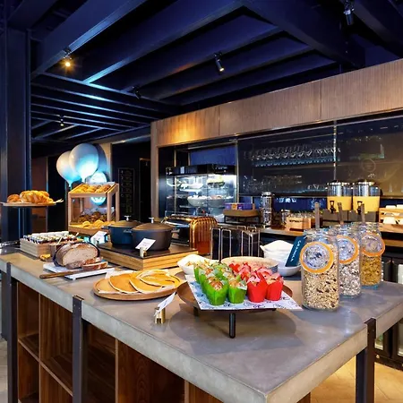 Wilde Grassmarket Aparthotel 4*