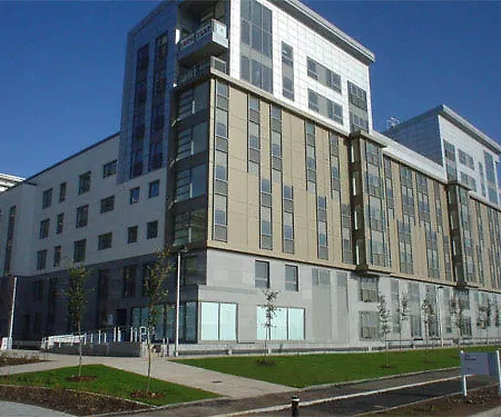 Harbour * אדינבורו