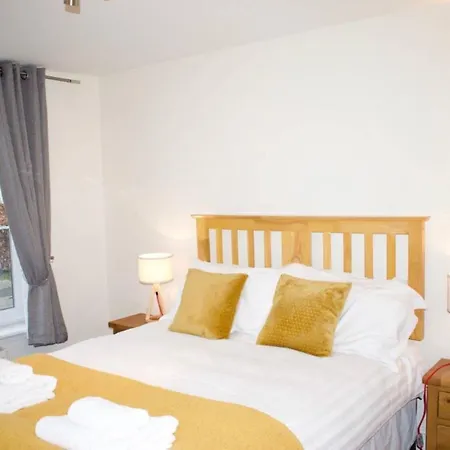 Luxurious Bright Family Flat In The City Centre *