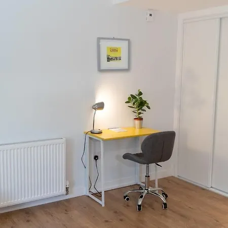 Studio Flat With Free Parking Appartement Edinburgh