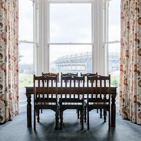 422 Murrayfield Corstorphine Road Apartment *