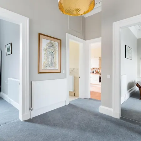 422 Murrayfield Corstorphine Road Apartment
