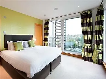 Staycity West End Hotell