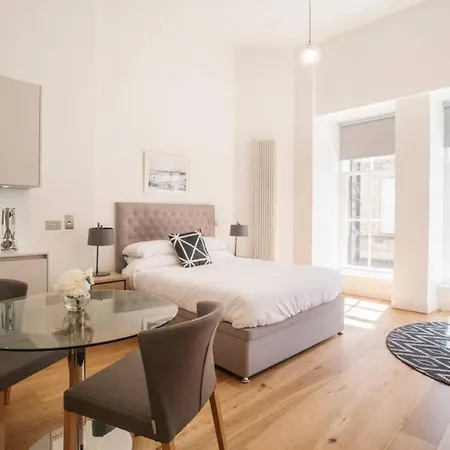 Beautiful Minimalistic Studio In Central * Εδιμβούργο