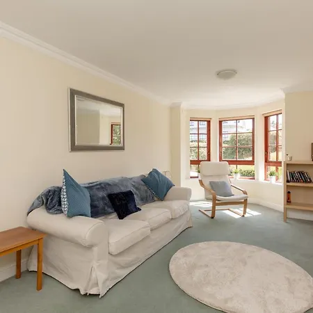 Appartement 418 - Orchard Brae Avenue 3 *