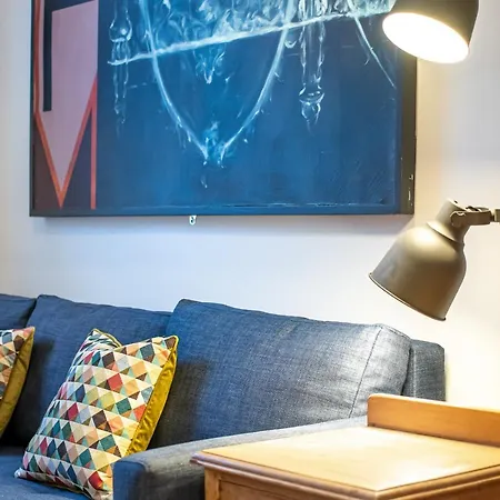 The Waverley Park Apartamento