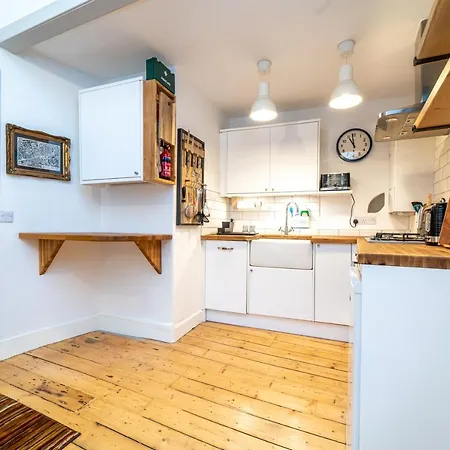 The Waverley Park * Εδιμβούργο