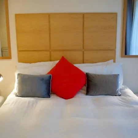 Luxurious Bright Family Flat In The City Centre *