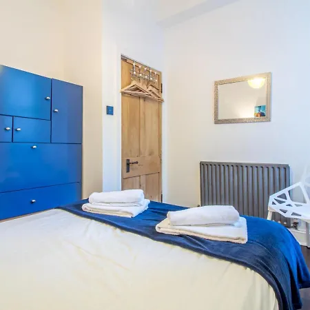 Chic & Stylish 2 Bed On Leith Walk 公寓