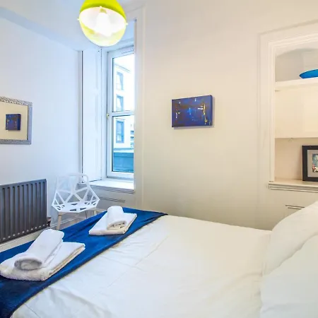 Διαμέρισμα Chic & Stylish 2 Bed On Leith Walk