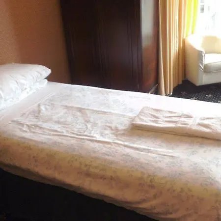 Alexander Guest house 4*