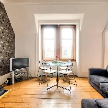 Apartamento Central Location! 2bdr Flat In Haymarket Edimburgo