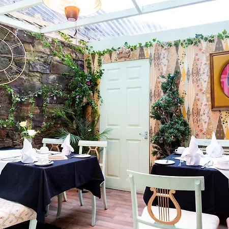 Claremont 3* Edinburg