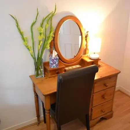 The Wee Haven, Apartment *