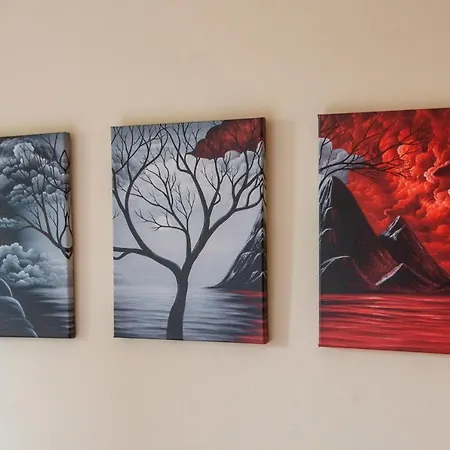 Central Location! 2bdr Flat In Haymarket 公寓 *