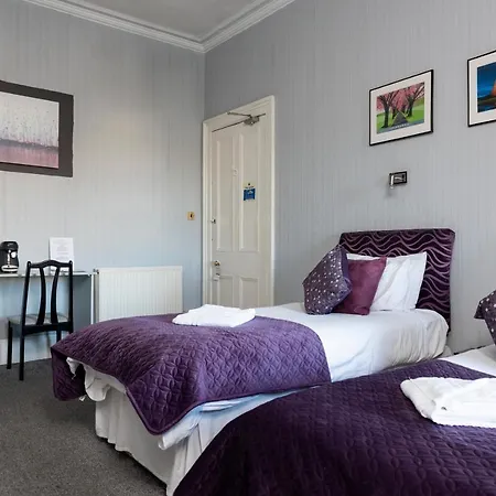 Claremont Pensionat 3*