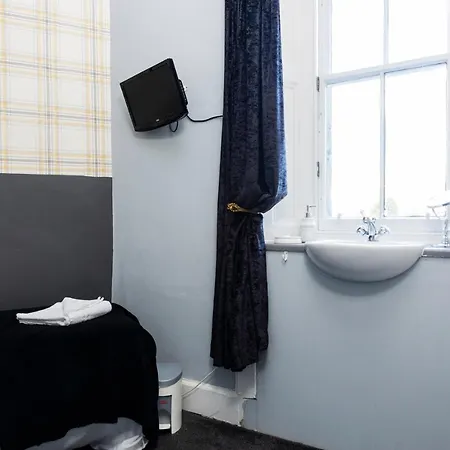 Guest house Claremont