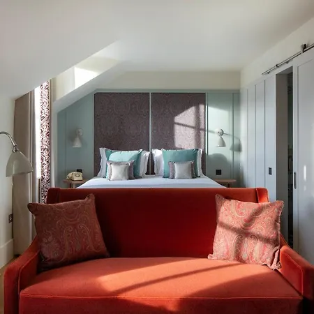 Abbey Apartments, At Holyrood 4* Edimburgo