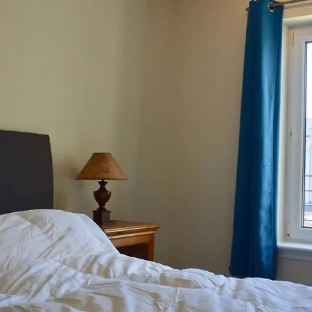 Modern 2br City Centre Apartment *