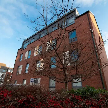 Bright & Spacious 4bd Suburban Apartamento Edimburgo