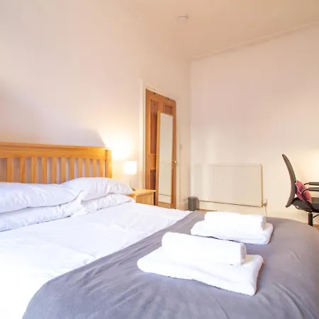 Stylish & Convenient 3bed Apt. Near City Centre! شقة *