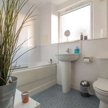 Apartamento Bright & Spacious 4bd Suburban