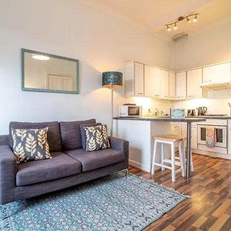 Modern 1br With Great Access To Centre Appartement *