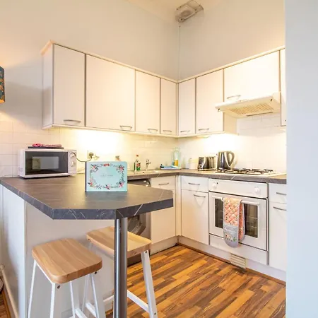 Modern 1br With Great Access To Centre Appartement *