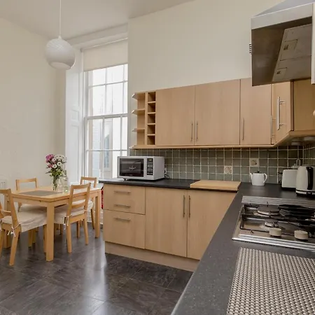 Spacious North St Andrew's Street