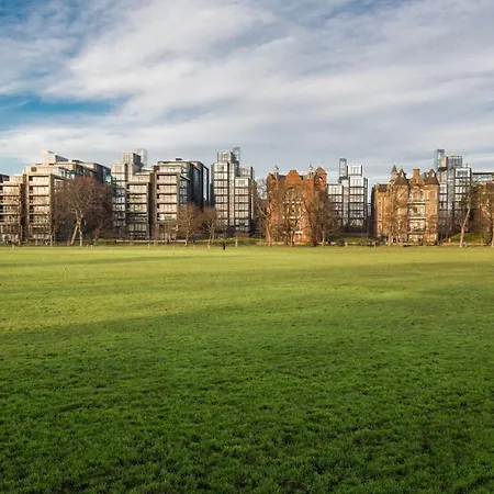 Quartermile Apartamento *