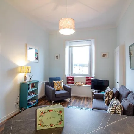 Appartement Modern 1br With Great Access To Centre