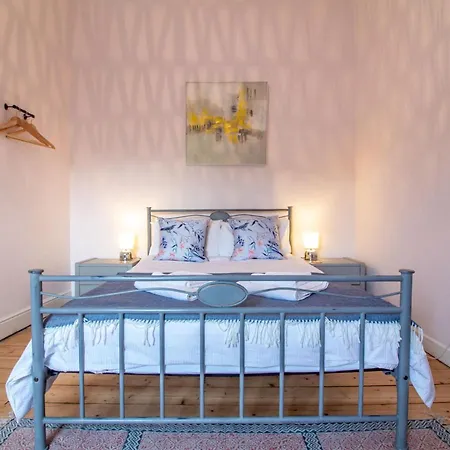 Appartement Modern 1br With Great Access To Centre