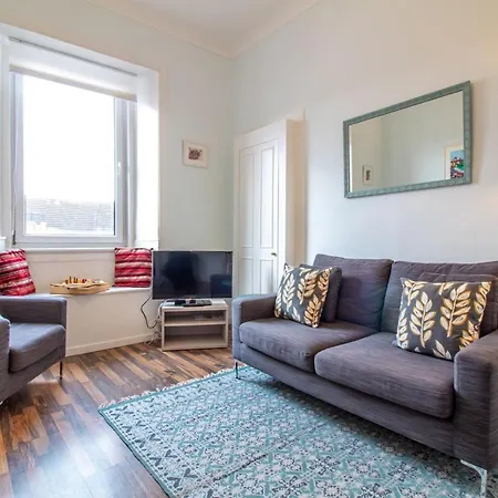 Appartement Modern 1br With Great Access To Centre