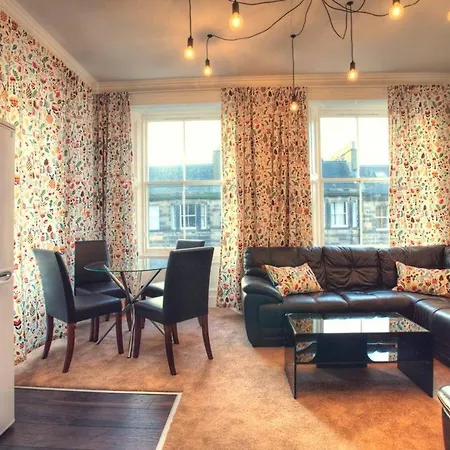 37 South Clerk Street *