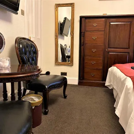 Glenalmond House 4* Edinburg