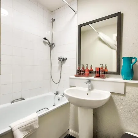 Cosy Zero-waste Flat Near Old Town By Guestready إدنبرة