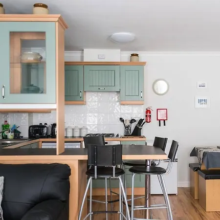 Sophisticated Apt In Trendy Leith Port District Apartamento Edimburgo
