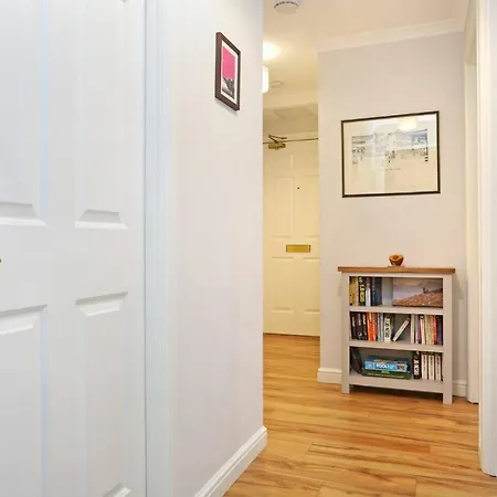 Apartamento Sophisticated Apt In Trendy Leith Port District Edimburgo