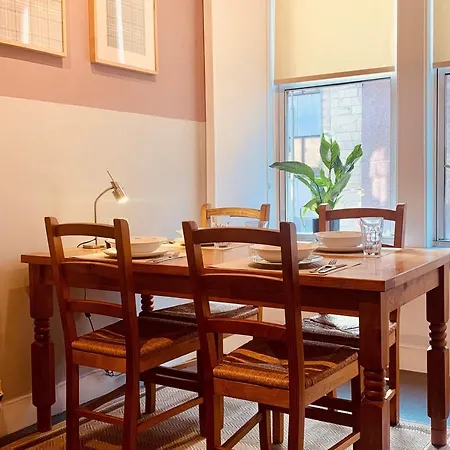 The St Mary's Street Apartment