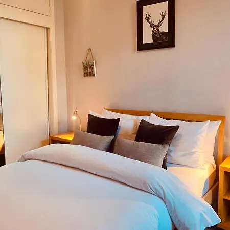 The St Mary's Street Apartment *