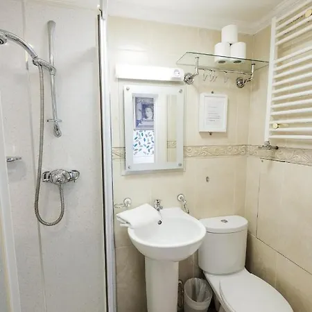 Balmore Гостевой дом 3*