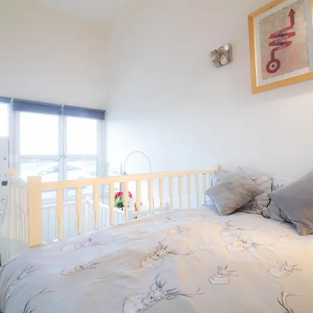 Apartamento Quirky Converted Shop Near Holyrood Park - Sleeps 4! Edimburgo