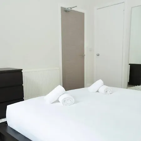 Appartamento Bright And Spacious Flat Next To Meadows Park Edimburgo