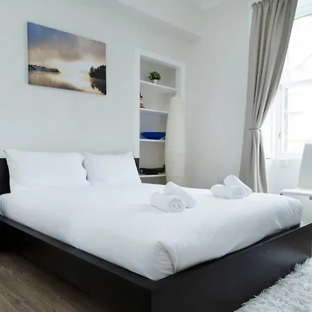 公寓 Bright And Spacious Flat Next To Meadows Park